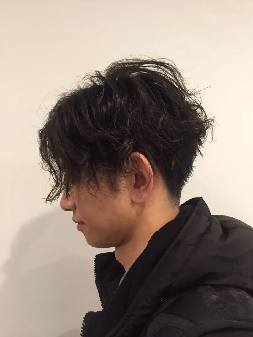 ショート カラー パーマ メンズ カット ちこ .のヘアスタイル