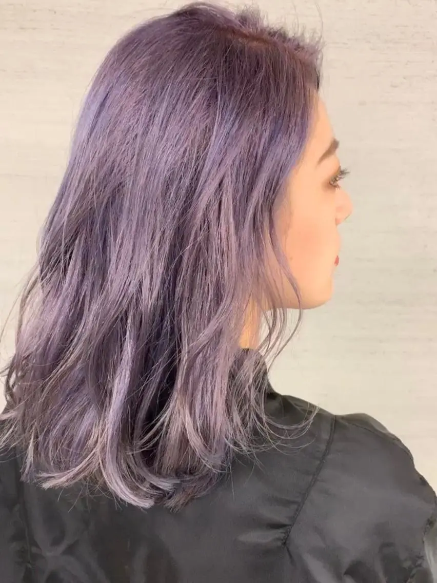 セミロング カット ヘアカラー WEG 難波のヘアスタイル