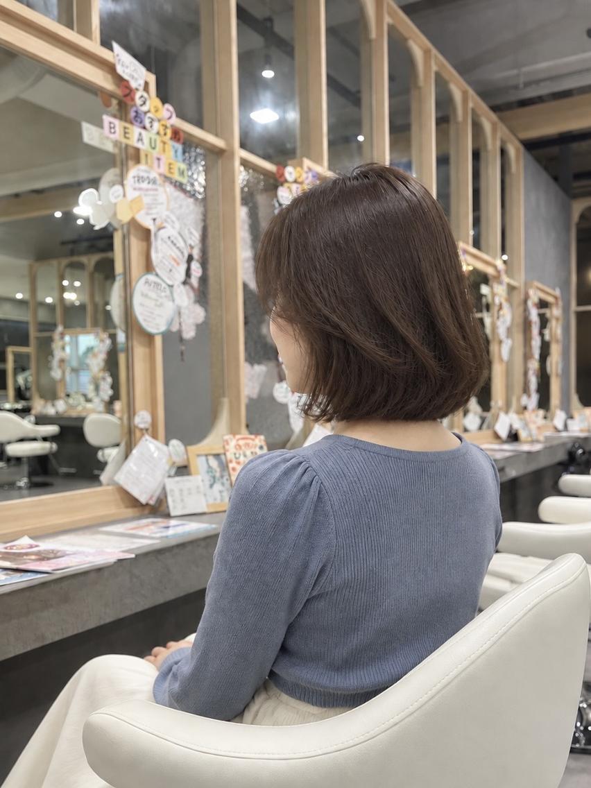 ショート カラー ショートボブ ボブレイヤー 丸みショート ブラウンカラー ショコラブラウン 川畑 理花のヘアスタイル