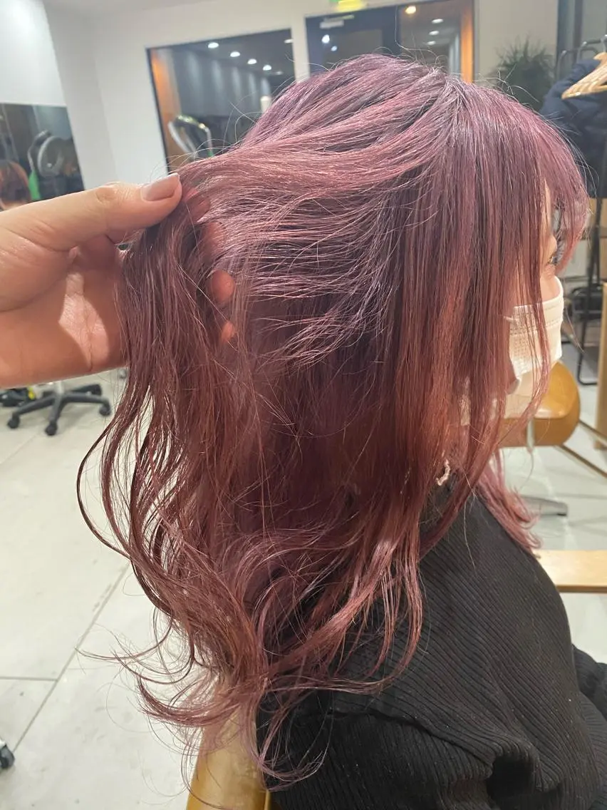 カラー ピンクカラー ヘアカラー ブリーチカラー よねだまことのヘアスタイル