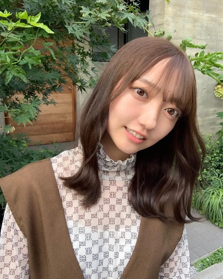 ミディアム カラー カット ヘアカラー トリートメント 顔周りカット 【オノザワリョウ】のヘアスタイル