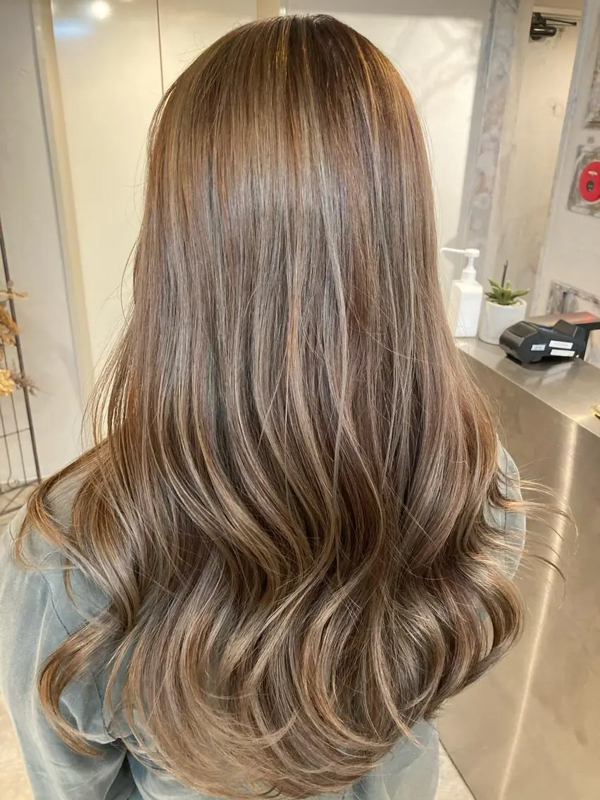 カラー ハイライトカラー 田中 健太郎のヘアスタイル