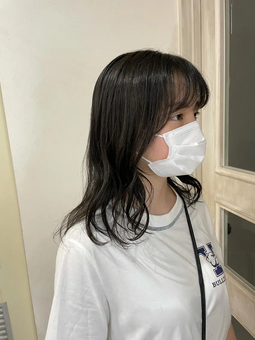 ミディアム akane .のヘアスタイル