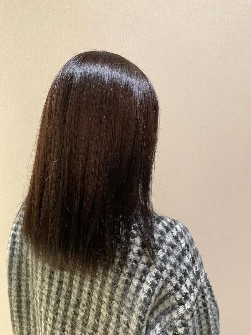 セミロング 切りっぱなしボブ/ 蒲生四丁目/伊藤瑠唯のヘアスタイル