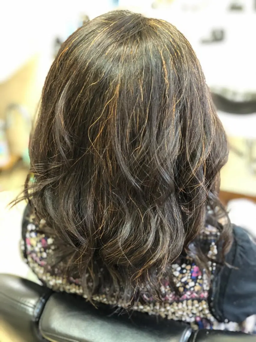セミロング 石塚 浩のヘアスタイル
