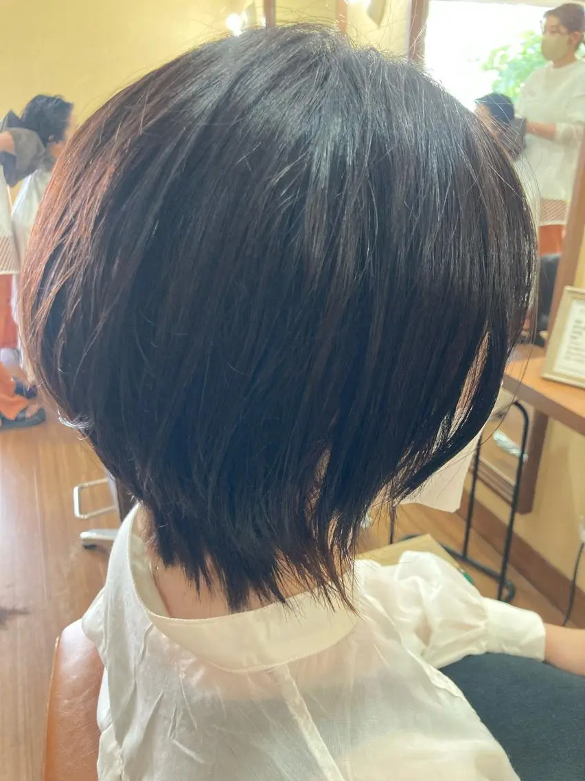 ミディアム レイヤーカット カット ヘアカラー R's hair 大道瞳のヘアスタイル