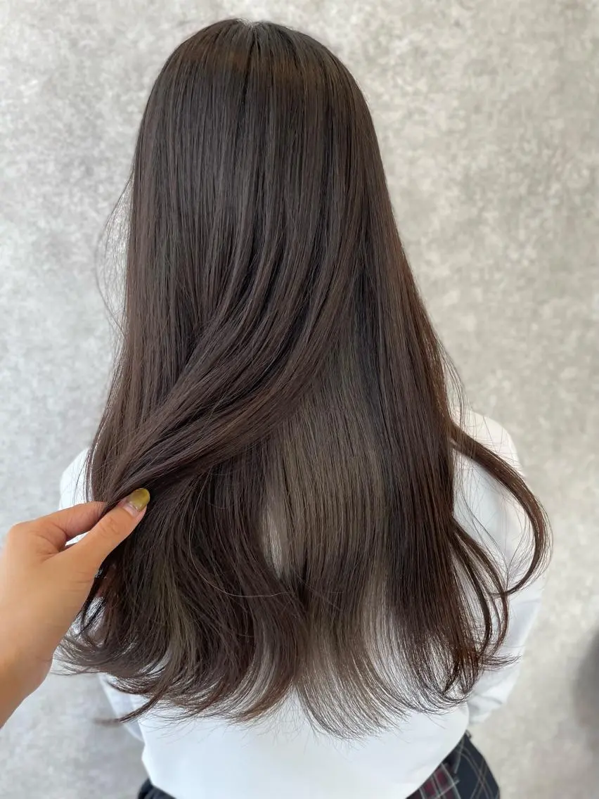 ロング カラー グレージュ インナーカラー たなか りなのヘアスタイル
