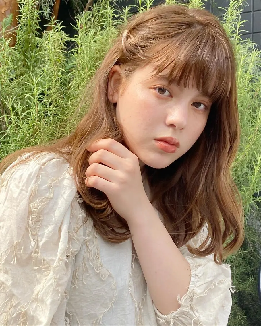 セミロング カット ヘアカラー トリートメント 榎園 由美のヘアスタイル