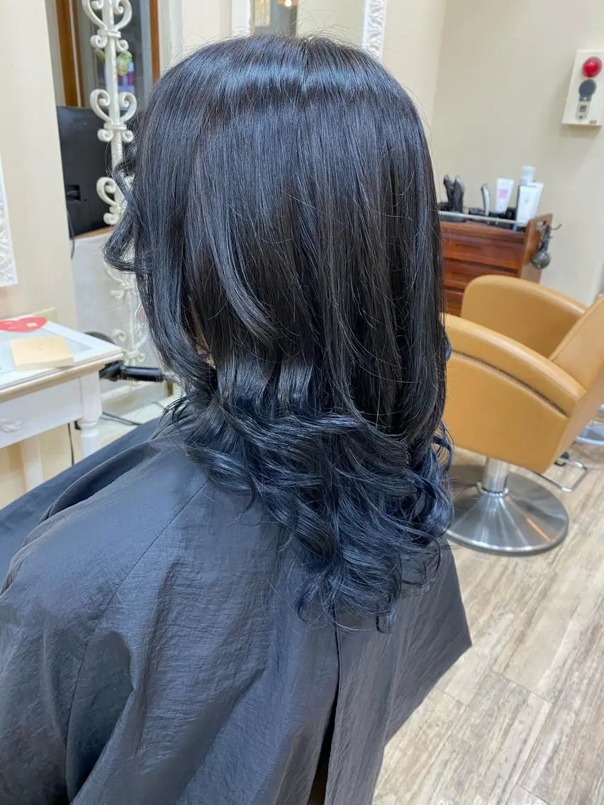 カラー SALOWIN栄 高須大貴のヘアスタイル
