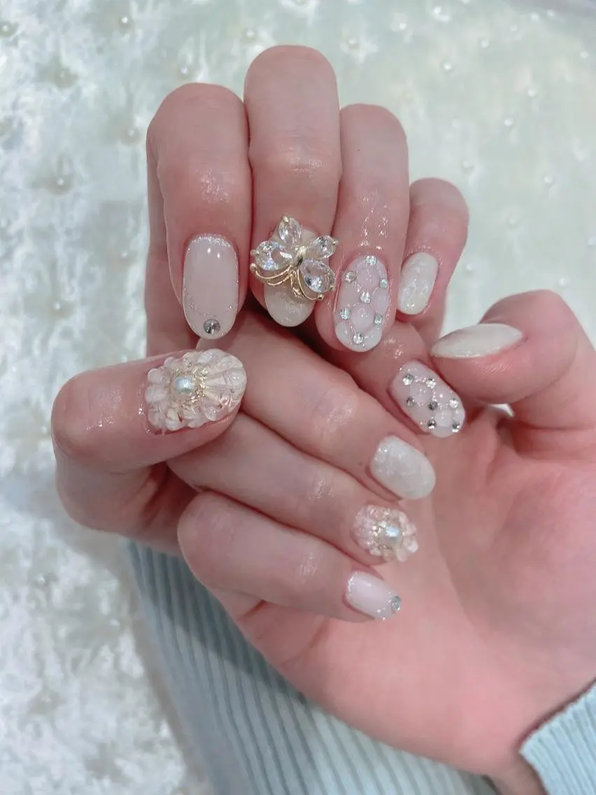 ネイル ストーンネイル Nailist🌟 Wakanaのネイルデザイン