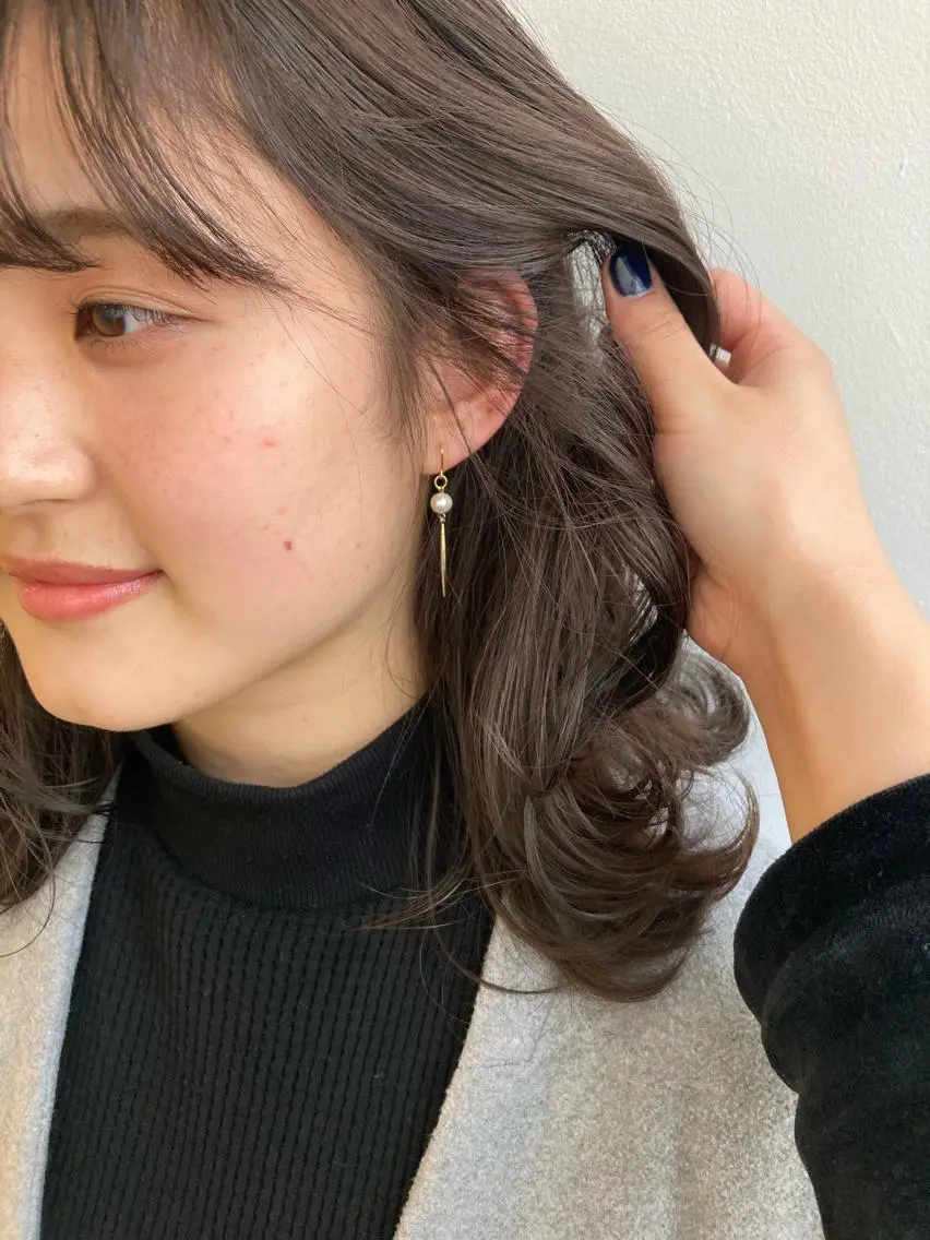 セミロング カラー ショコラグレージュ グレージュ nono/パーマ /顔まわりカット🐈のヘアスタイル