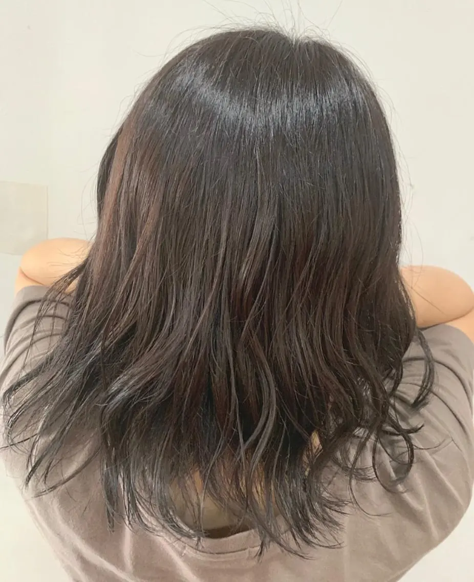 ミディアム カラー ヘアアレンジ 脱白髪染め美容師 竹内涼乃のヘアスタイル