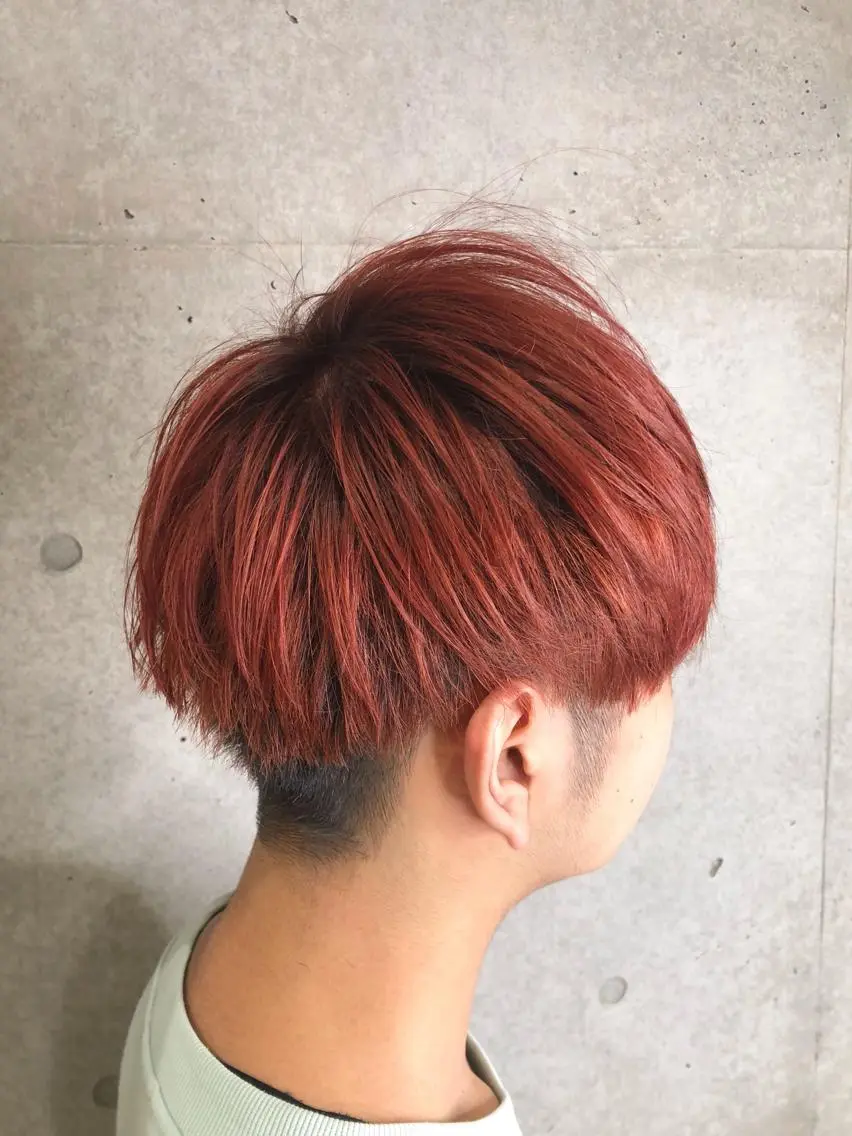 ショート カラー メンズ マッシュ 刈り上げ 🌙HIZUKI🌙 ハイトーン 艶髪のヘアスタイル