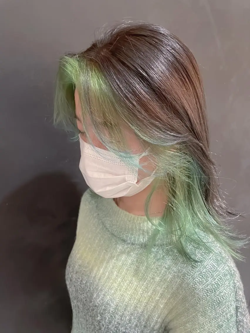 ミディアム カラー ミストバング フェイスフレーミング カット モードケイズJR尼崎 トップサロンdのヘアスタイル