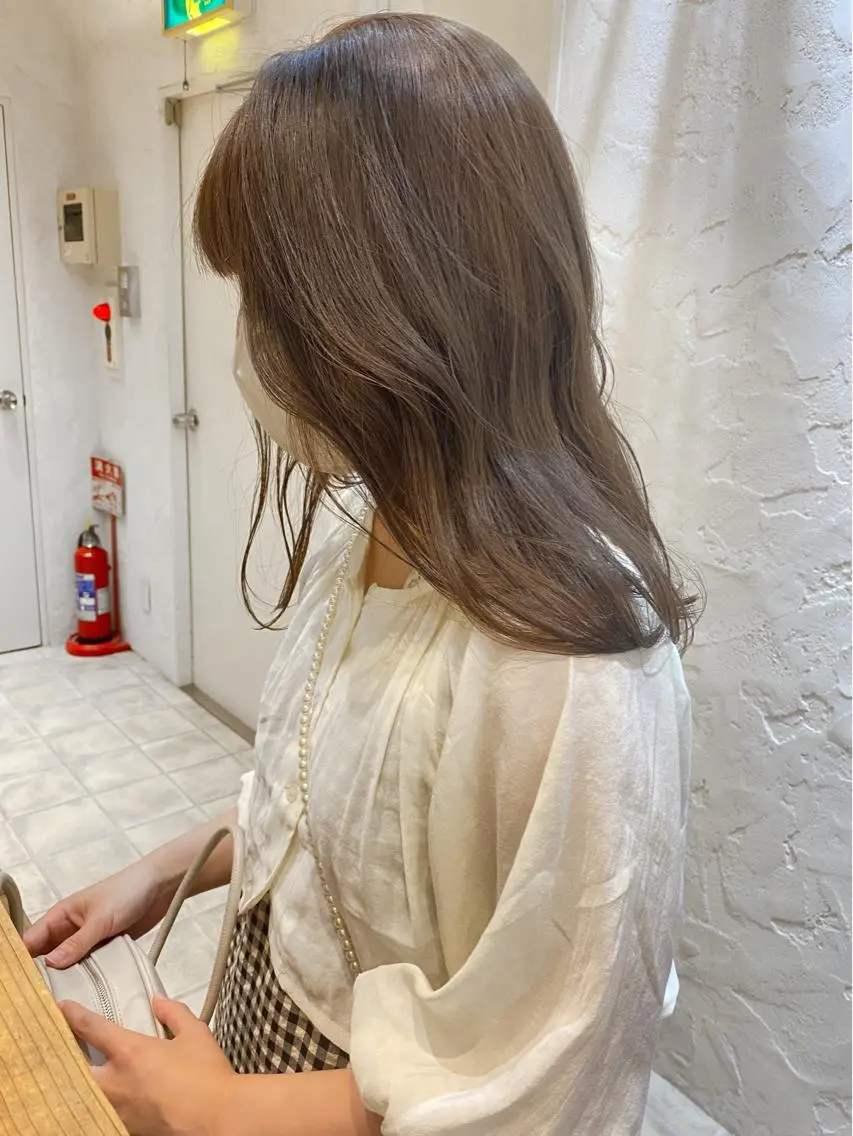 ミディアム カラー ベージュカラー オリーブベージュ オリーブカラー 🌟アレンジが似合う カラー🌟Rumiのヘアスタイル