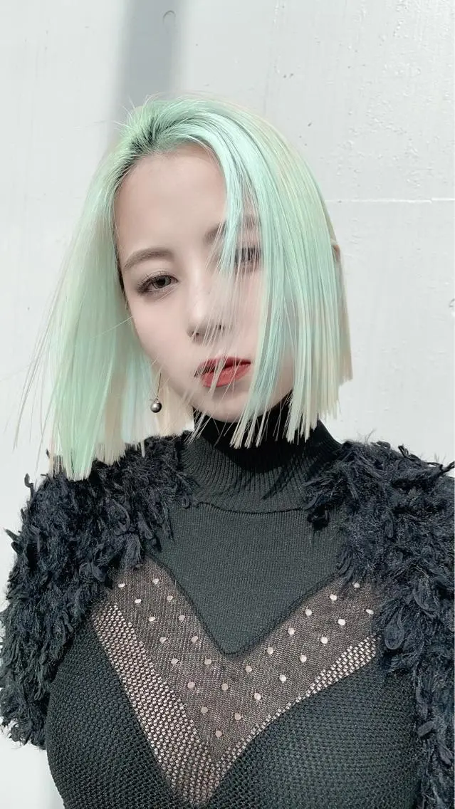 セミロング カラー ミント ミントグリーン カット ヘアカラー トリートメント ヘアセット 💜ハイトーン💛 マジカルかいちゃんのヘアスタイル