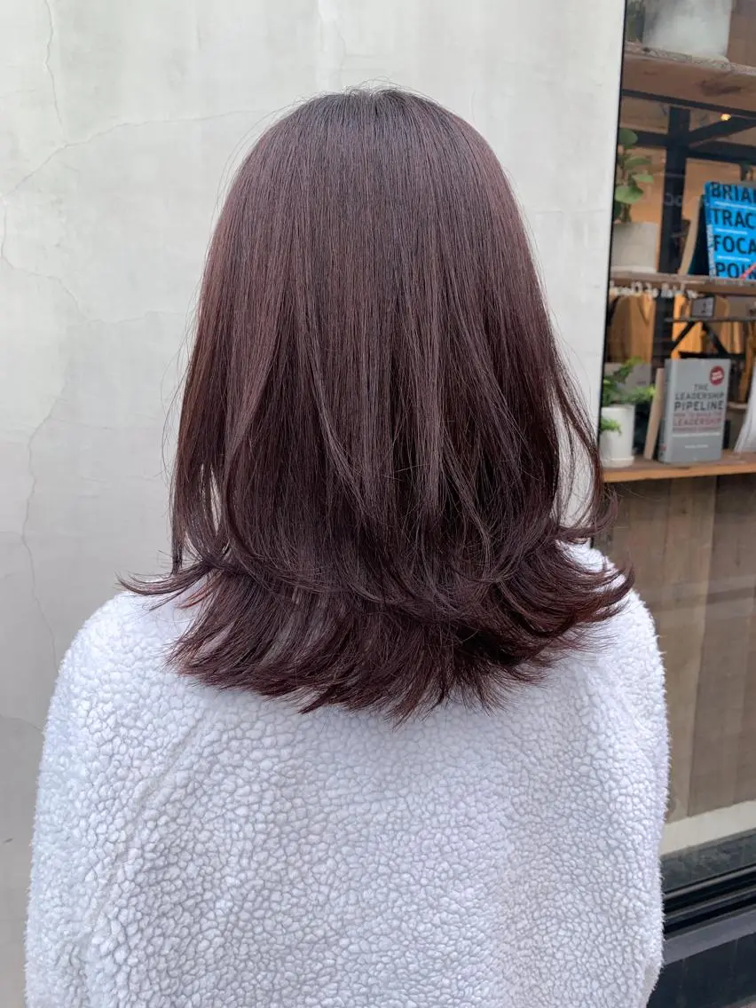 ミディアム ヘアアレンジ ヘアカラー トリートメント yuka .のヘアスタイル