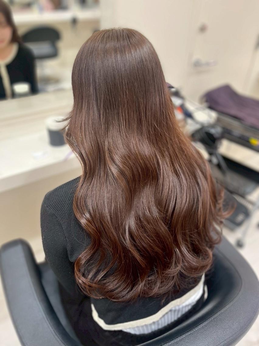 カラー ナチュラルベージュ 🪞うる艶/表参道のヘアスタイル