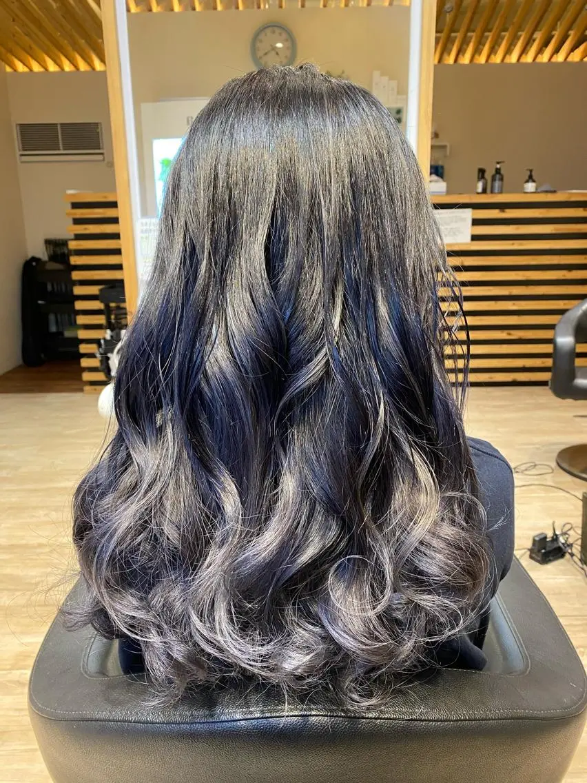 ロング カラー 関口 友行のヘアスタイル