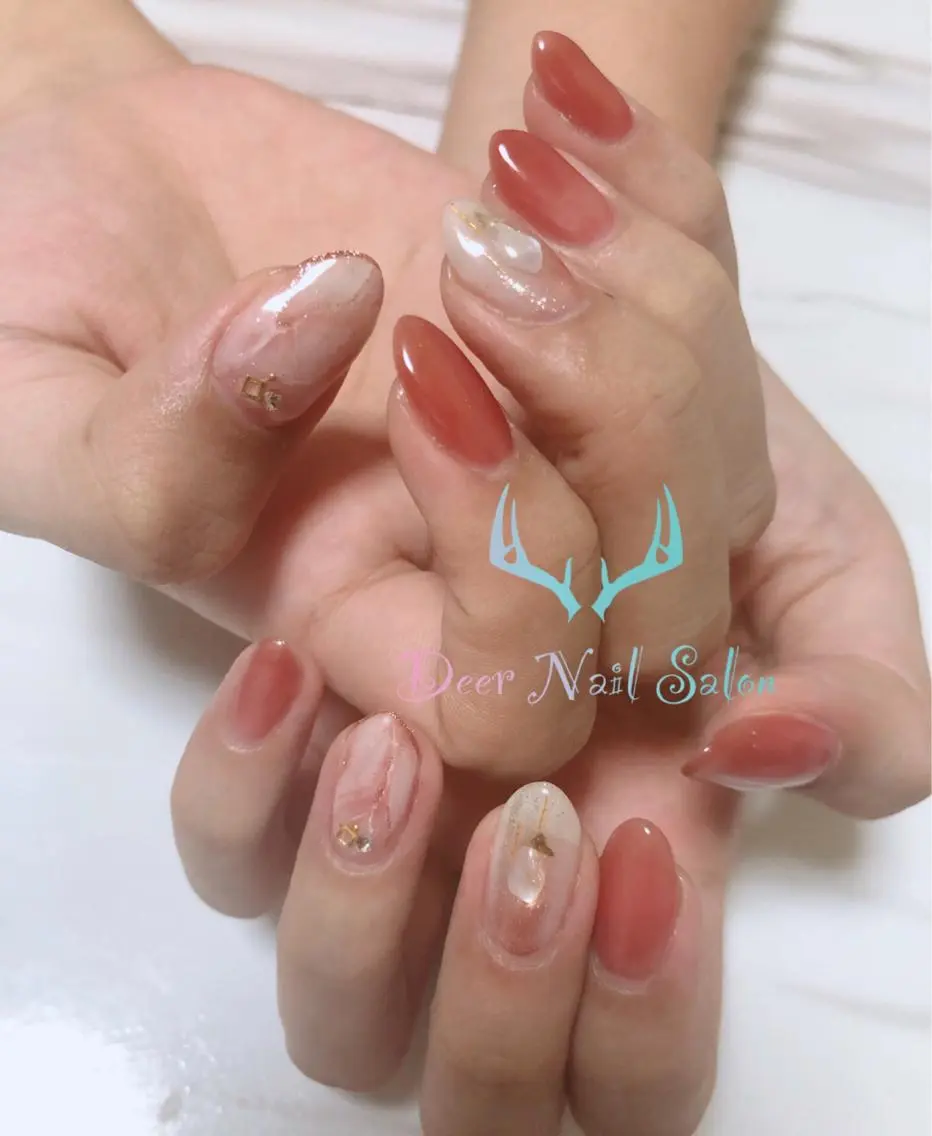 ネイル ハンドネイル ハンドケア Peachy 🍑のネイルデザイン