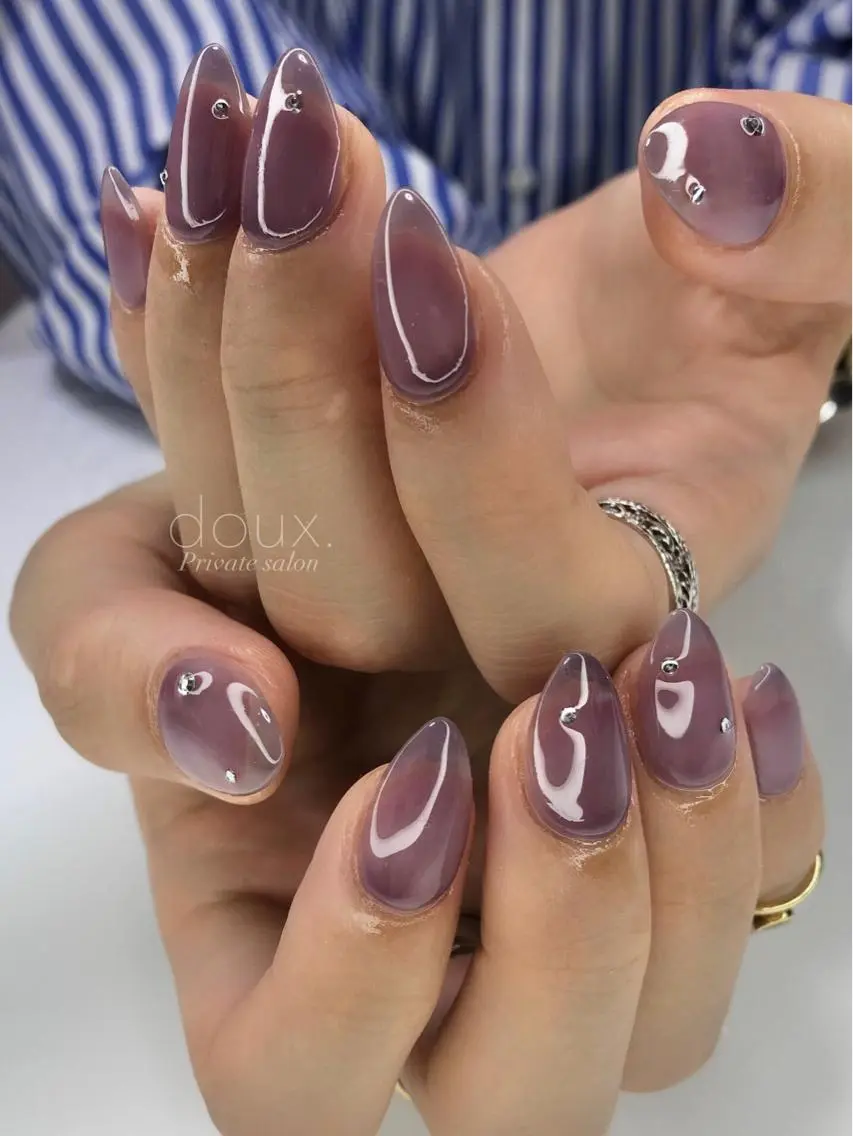 ネイル クリアネイル ニュアンスネイル ワンカラーネイル パープル 夏ネイル doux. nailのネイルデザイン