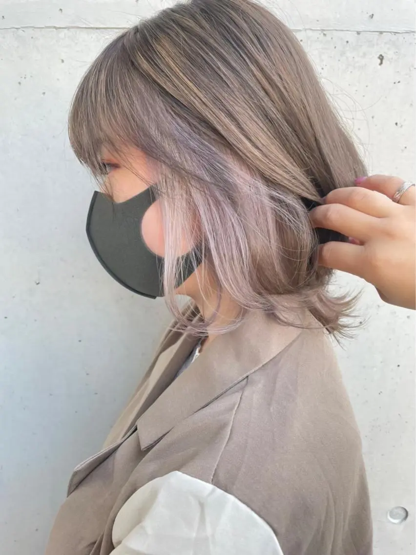 カラー ラベンダーカラー 秋元 菜摘のヘアスタイル