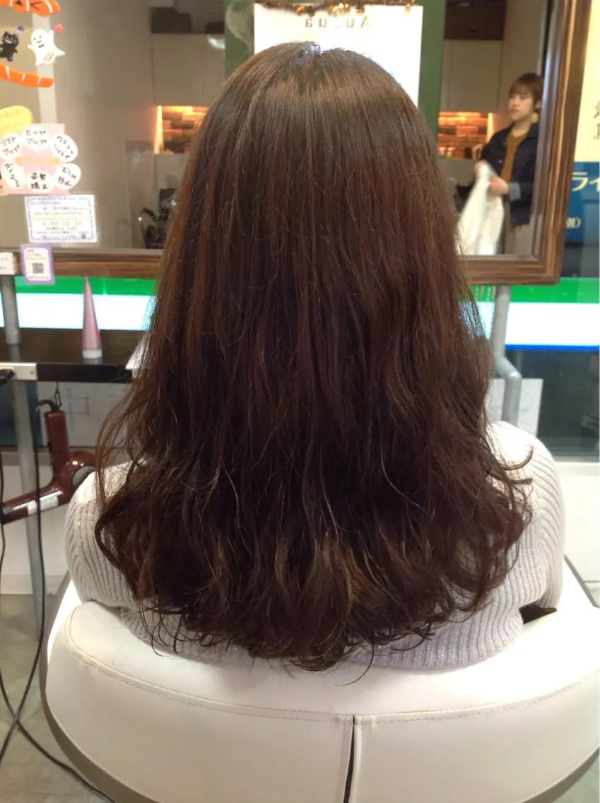 ロング パーマ ロング 榎園 由美のヘアスタイル