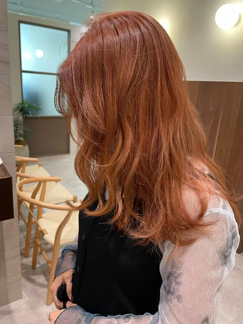 カラー カット ヘアカラー トリートメント ミルクティー× グレージュMOMOのヘアスタイル