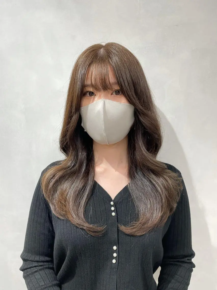 ロング ロングレイヤー 韓国風ヘア レイヤーカット ロング ❤︎︎韓国ヘア❤︎︎ 𝑺𝒉𝒊𝒉𝒐のヘアスタイル
