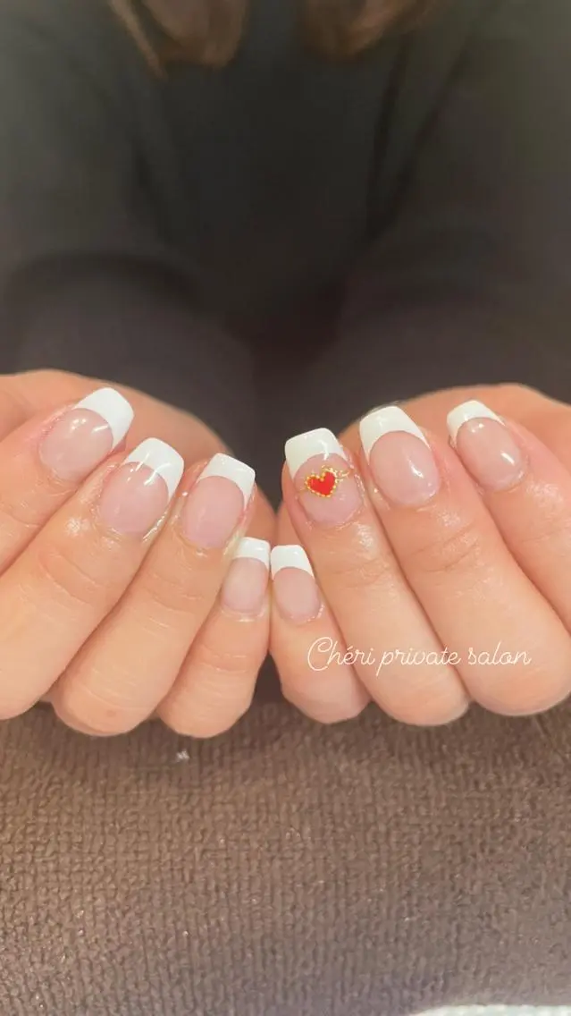 ネイル フレンチネイル ハート Chérinail 爪のお手入れのネイルデザイン