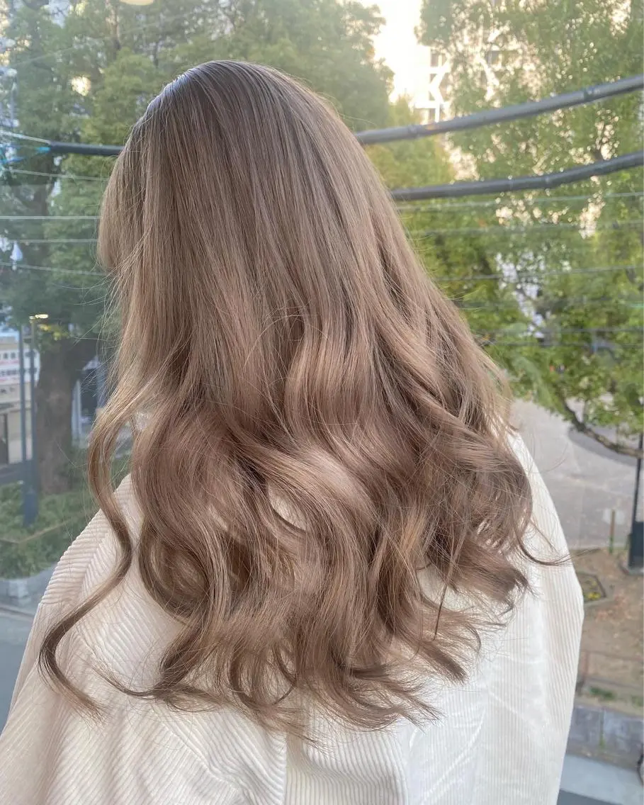 ミディアム カラー ベージュカラー ミルクティーベージュ 鈴木/ボブ/ ミルクティー/ピンクのヘアスタイル