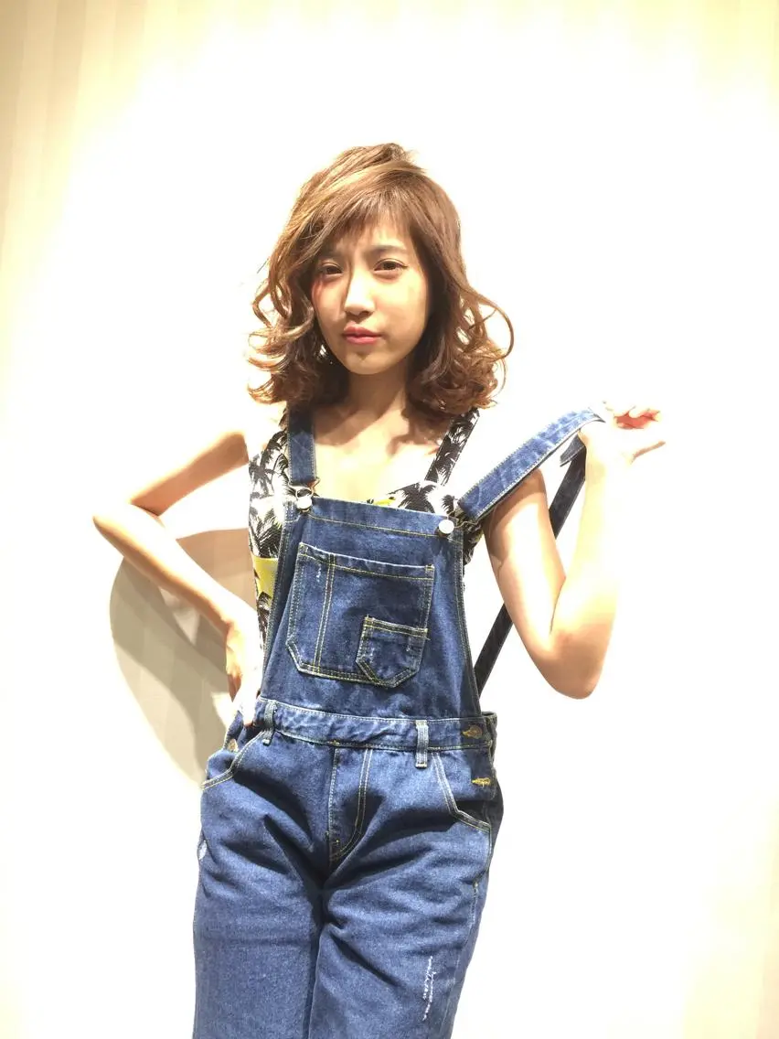 ミディアム カラー ハットリ ユウイチのヘアスタイル