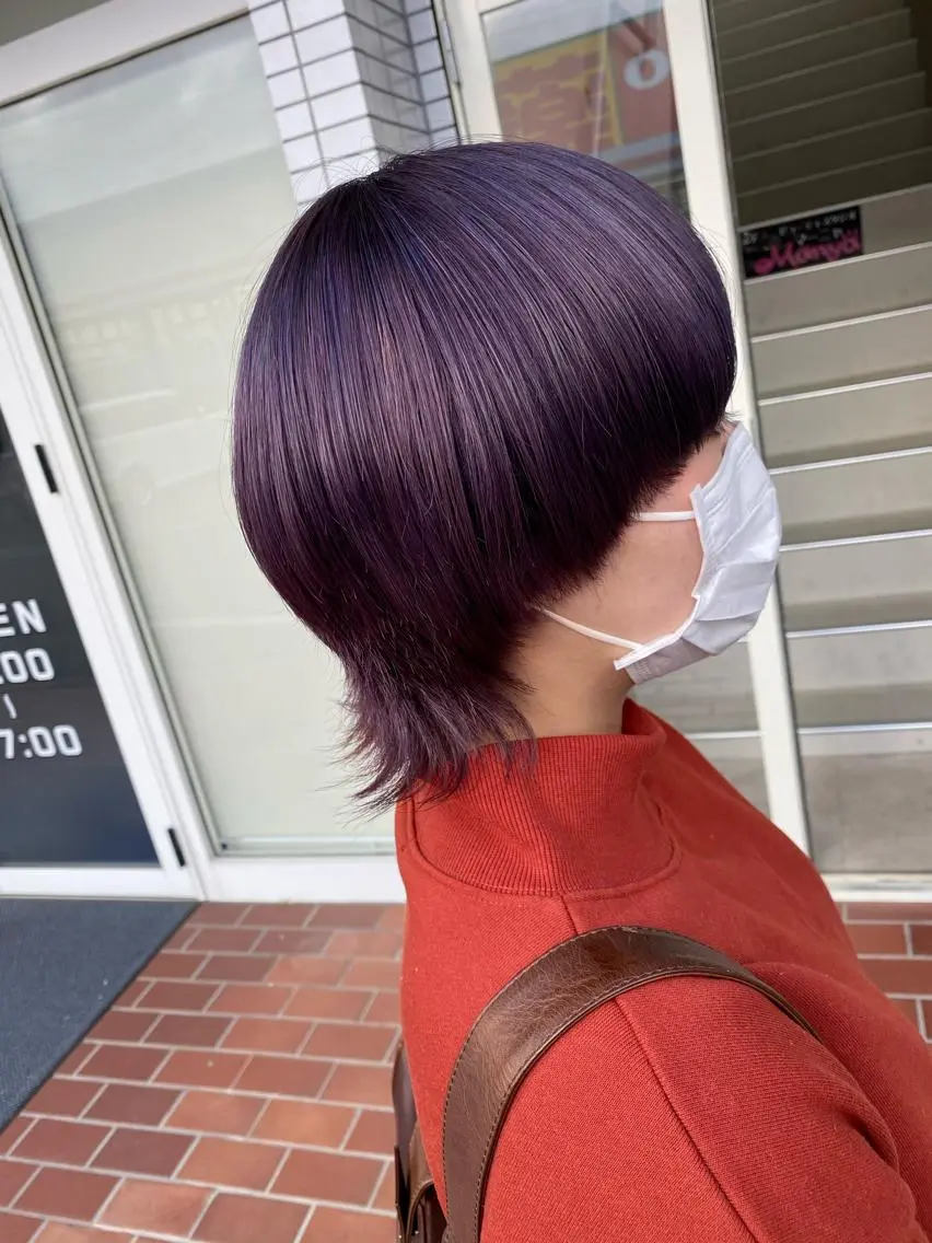 ショート カラー アッシュ ブリーチ ハイライトカラー レッドカラー バイオレットカラー ヘアカラー トリートメント KAITOH ATSUSHIのヘアスタイル