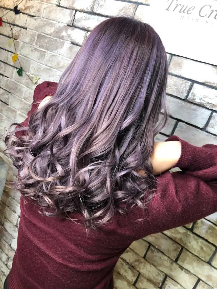 ロング シールエクステ ボブ エクステ ハイライト 髪質改善 カット ヘアカラー ミルクティーハイトー ン💖Mikaのヘアスタイル