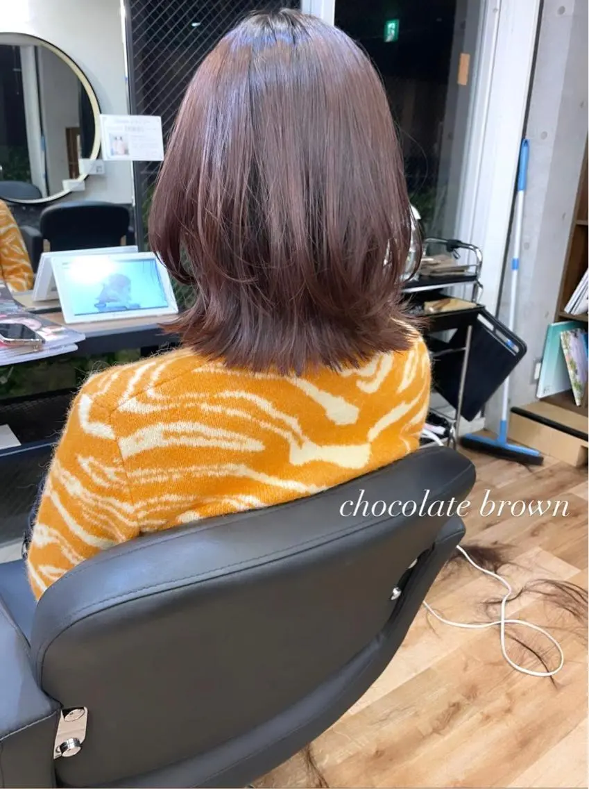 ミディアム カラー カット ヘアカラー トリートメント レイヤーカット、 大人可愛い　中村美羅のヘアスタイル