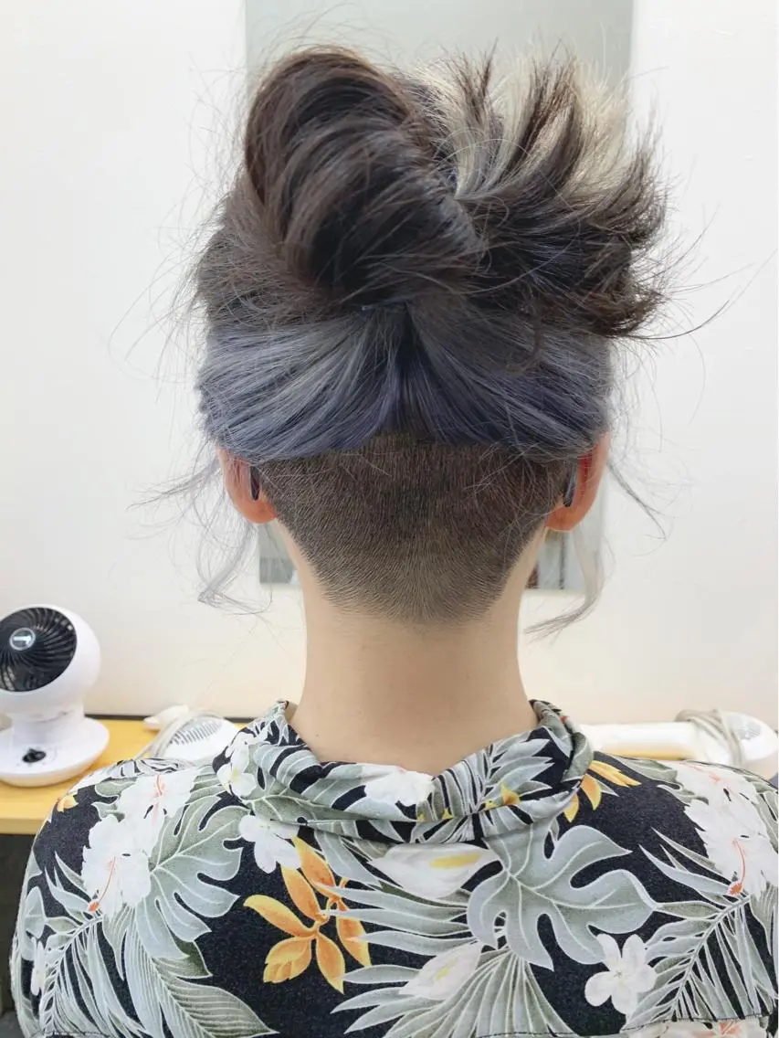 ロング H (エイチ) 烏丸御池店のヘアスタイル