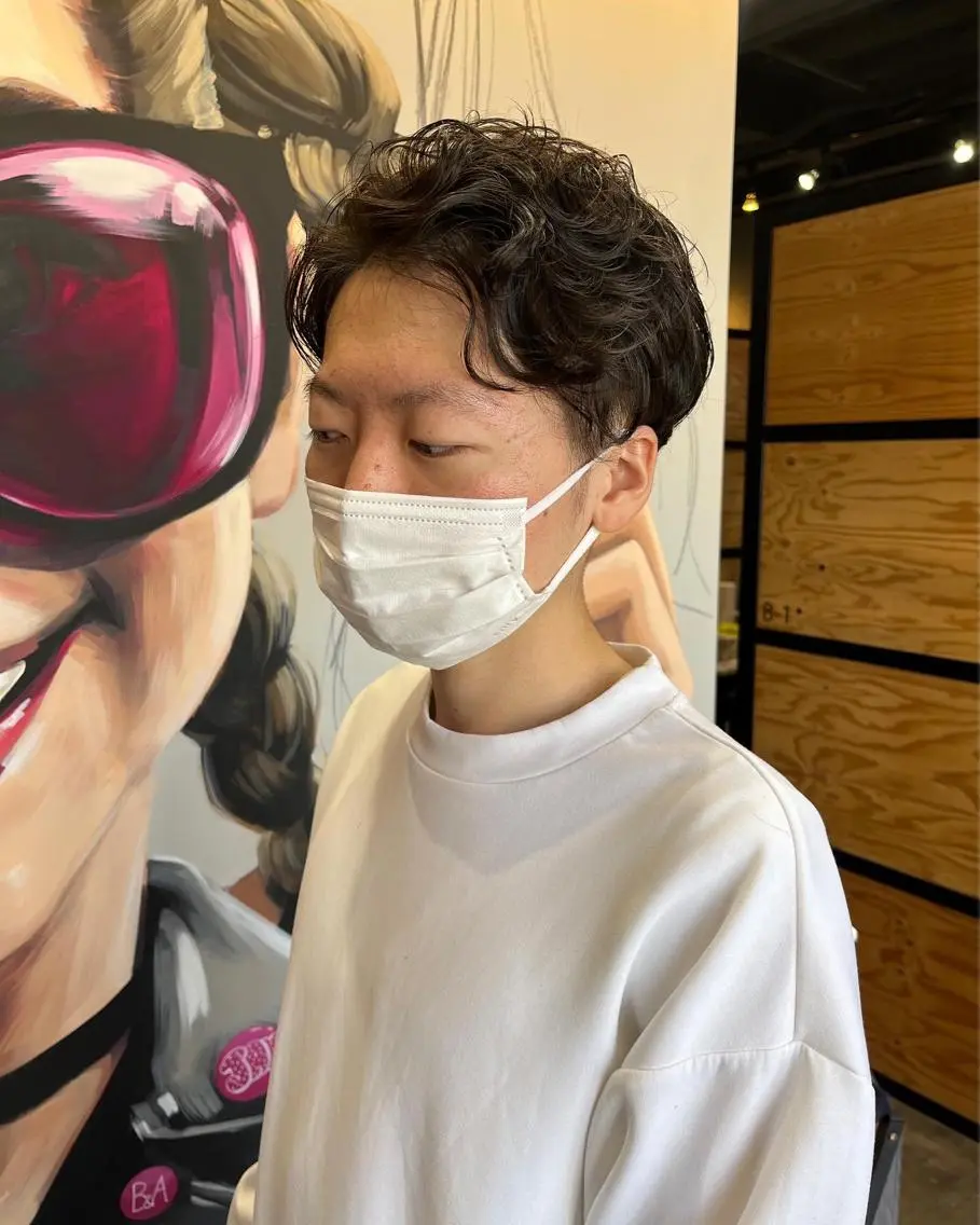 ショート カラー パーマ ヘアアレンジ メンズ キッズ ネイル マツエク・マツパ アイブロウ メンズハイライト メンズパーマ ブラウンカラー ケアカラー 透明感カラー 久木原 ゆりのヘアスタイル