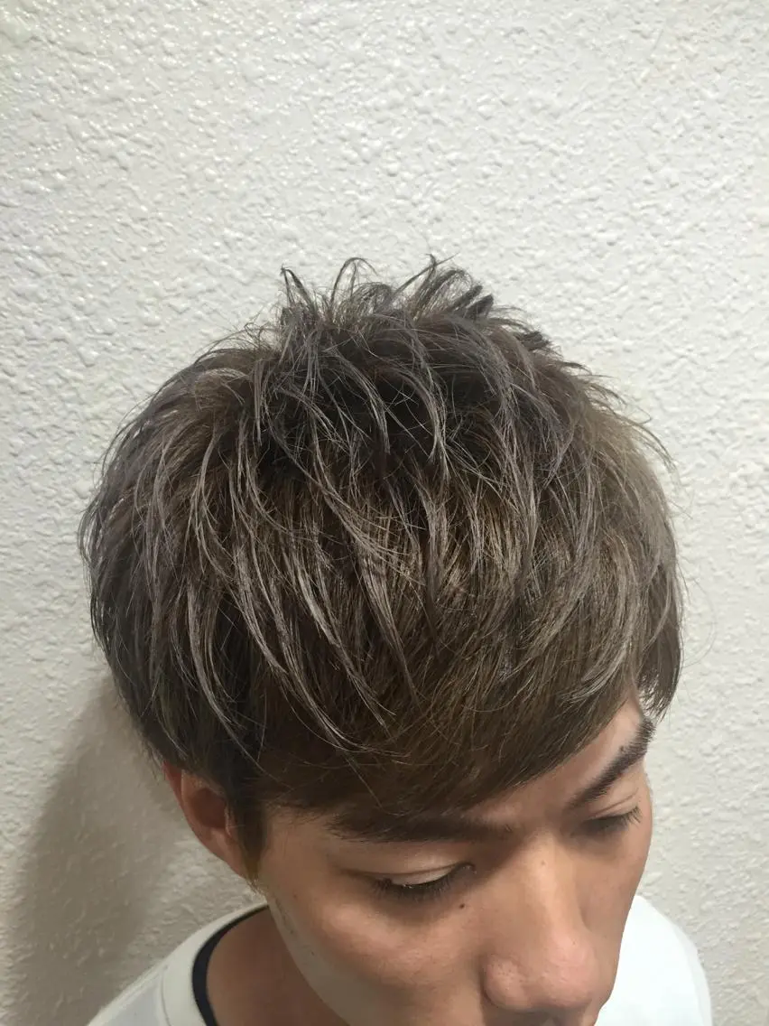 ショート カラー パーマ ヘアアレンジ メンズ キッズ ネイル マツエク・マツパ グレージュ シルバー シルバーグレージュ メンズネイル シルバー 新宿/髪質改善/ 美髪矯正✨浅江通友のヘアスタイル