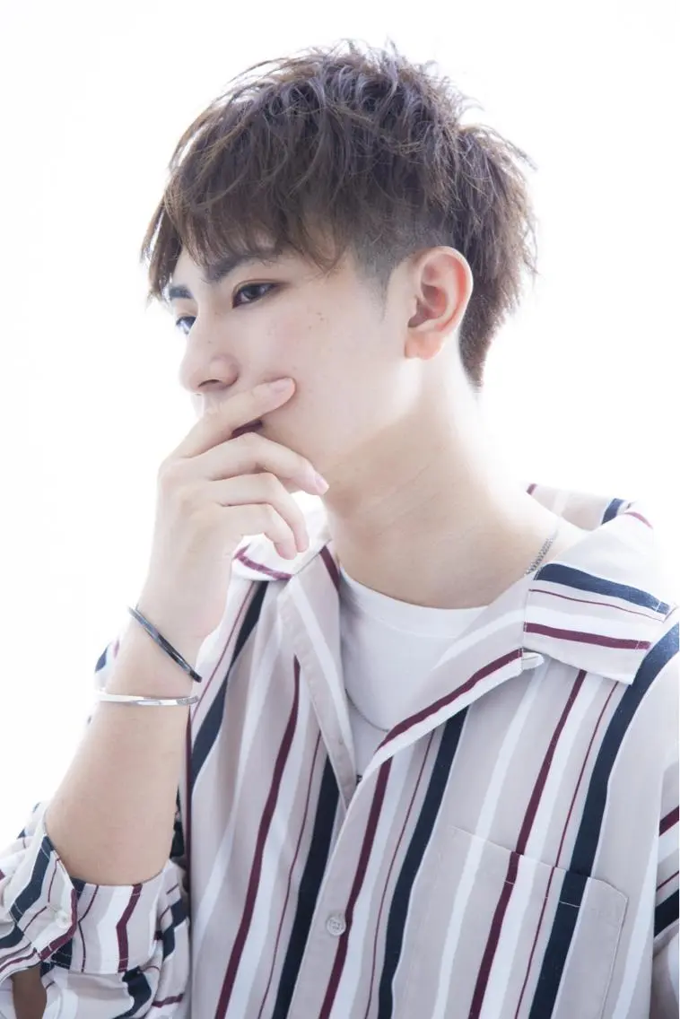 ショート カラー メンズ 薮 恵一のヘアスタイル