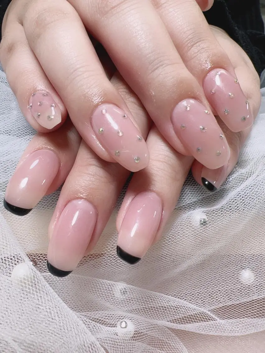 ミディアム カラー ネイル ピンクカラー クリアネイル フレンチネイル ピンク ハンドネイル Nail NaNaのネイルデザイン