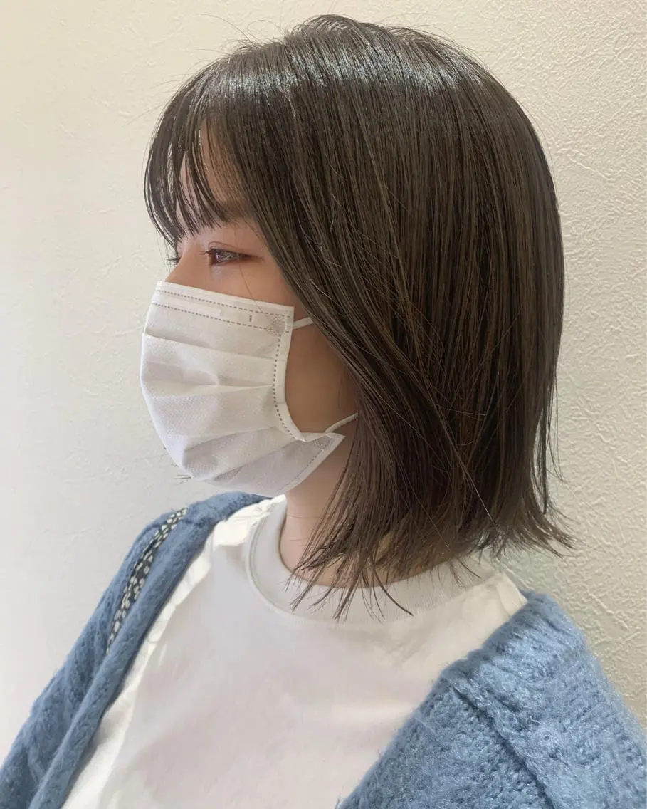 ショート カラー ブリーチ 透明感カラー グレージュ hubhair レイヤー/透明感のヘアスタイル