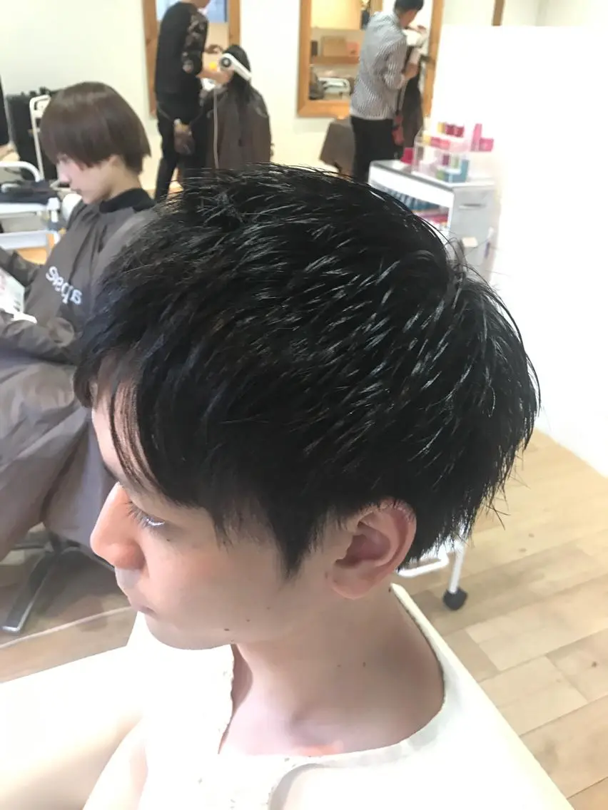 パーマ メンズ 豊中駅3分eha レッスンモデルのヘアスタイル