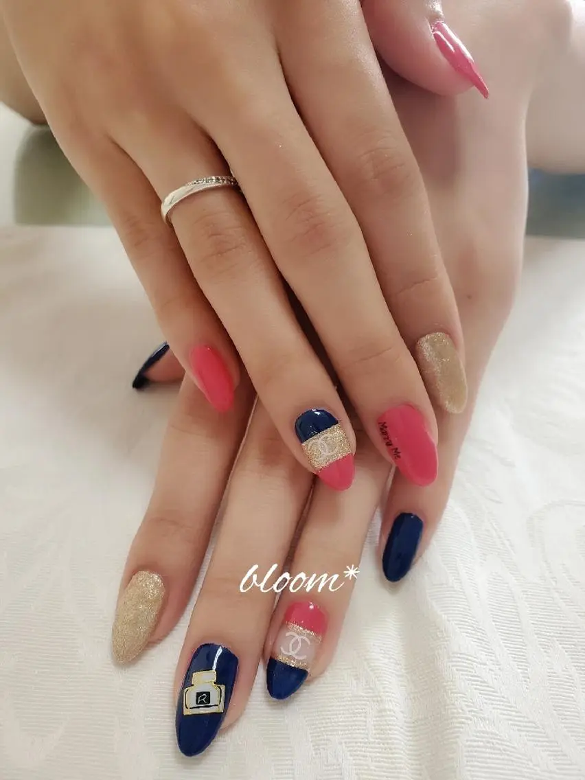 ネイル アートネイル bloom *のネイルデザイン
