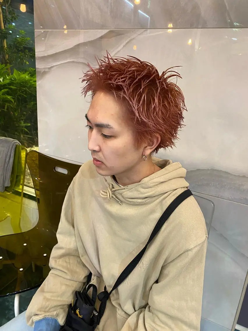 ショート カラー メンズ メンズハイトーン スパイキーショート ベージュカラー ハイトーンカラー ピンクカラー Riganuts王子 Hayato✂︎のヘアスタイル