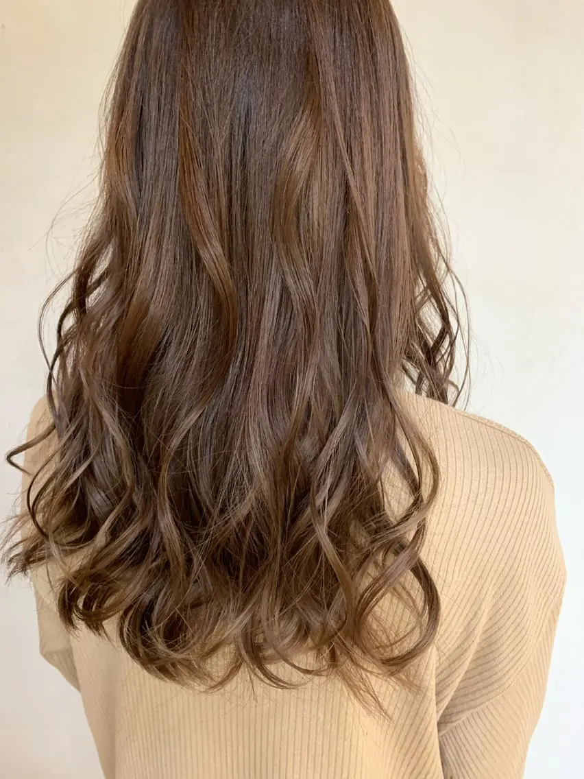 ロング カラー クニモトハルナ ボブ/柔らかカラーのヘアスタイル