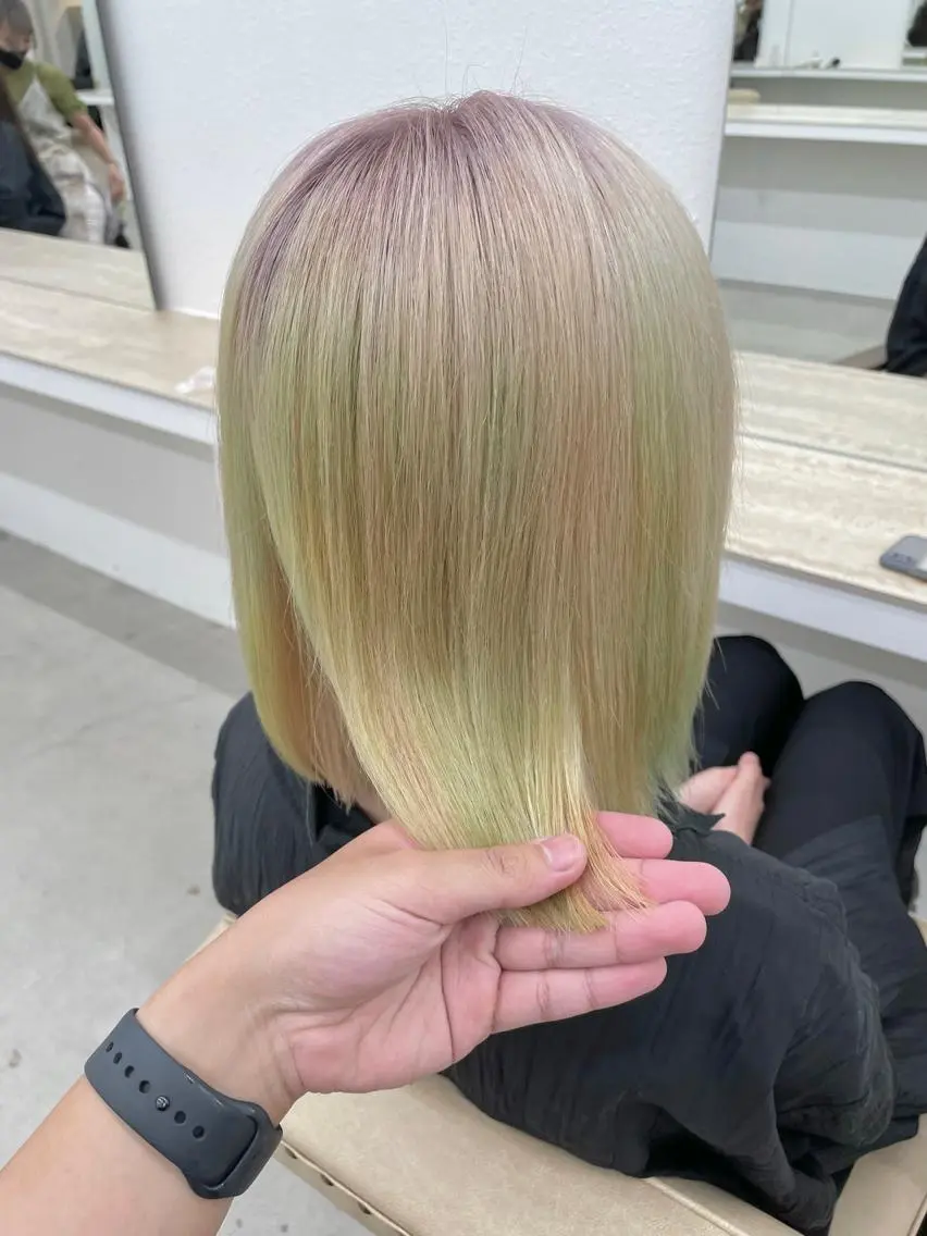 ミディアム カラー ミント ミントグリーン ✅ケアブリーチ✅ トヨオカ ノブヒデのヘアスタイル