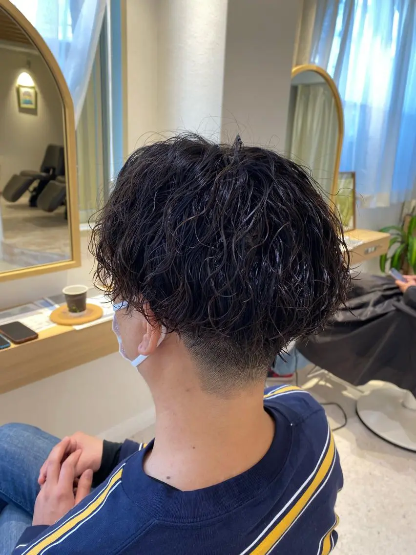 パーマ メンズ ミヤタケ リョウコのヘアスタイル