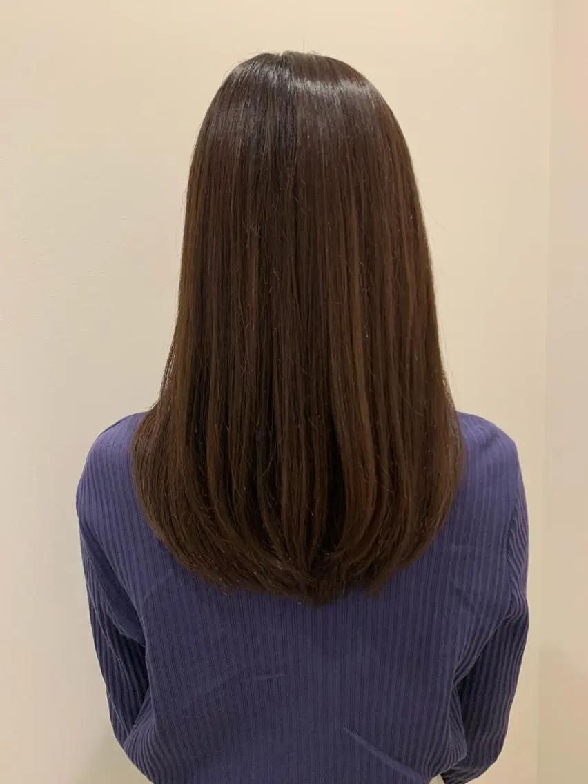 セミロング パーマ カット 縮毛矯正 トリートメント 若狭 彩花のヘアスタイル