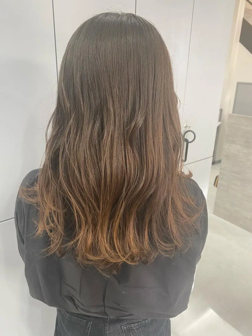 ロング 村山 豪歩のヘアスタイル