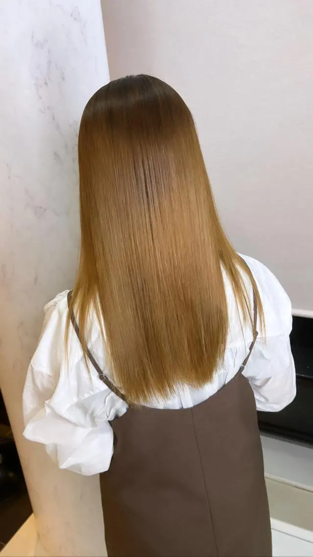 ロング カット 縮毛矯正 トリートメント 福岡縮毛矯正✨️ ストレート 向井和輝のヘアスタイル